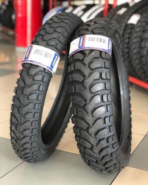 Mitas Set 120/70B19 ve 170/60B17 E07 Plus Enduro Trail Ön Arka Takım