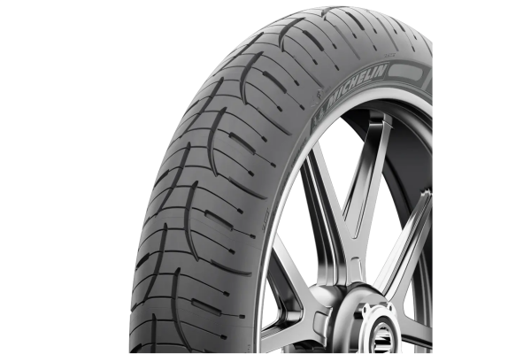 120/70 ZR17 (58W) MICHELIN PILOT ROAD4 ÖN LASTİK