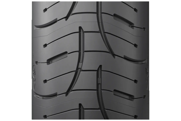 120/70 ZR17 (58W) MICHELIN PILOT ROAD4 GT ÖN LASTİK