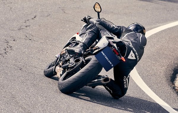 Metzeler 120/70ZR17 Sportec M9 RR 58W Ön Lastik (4324)